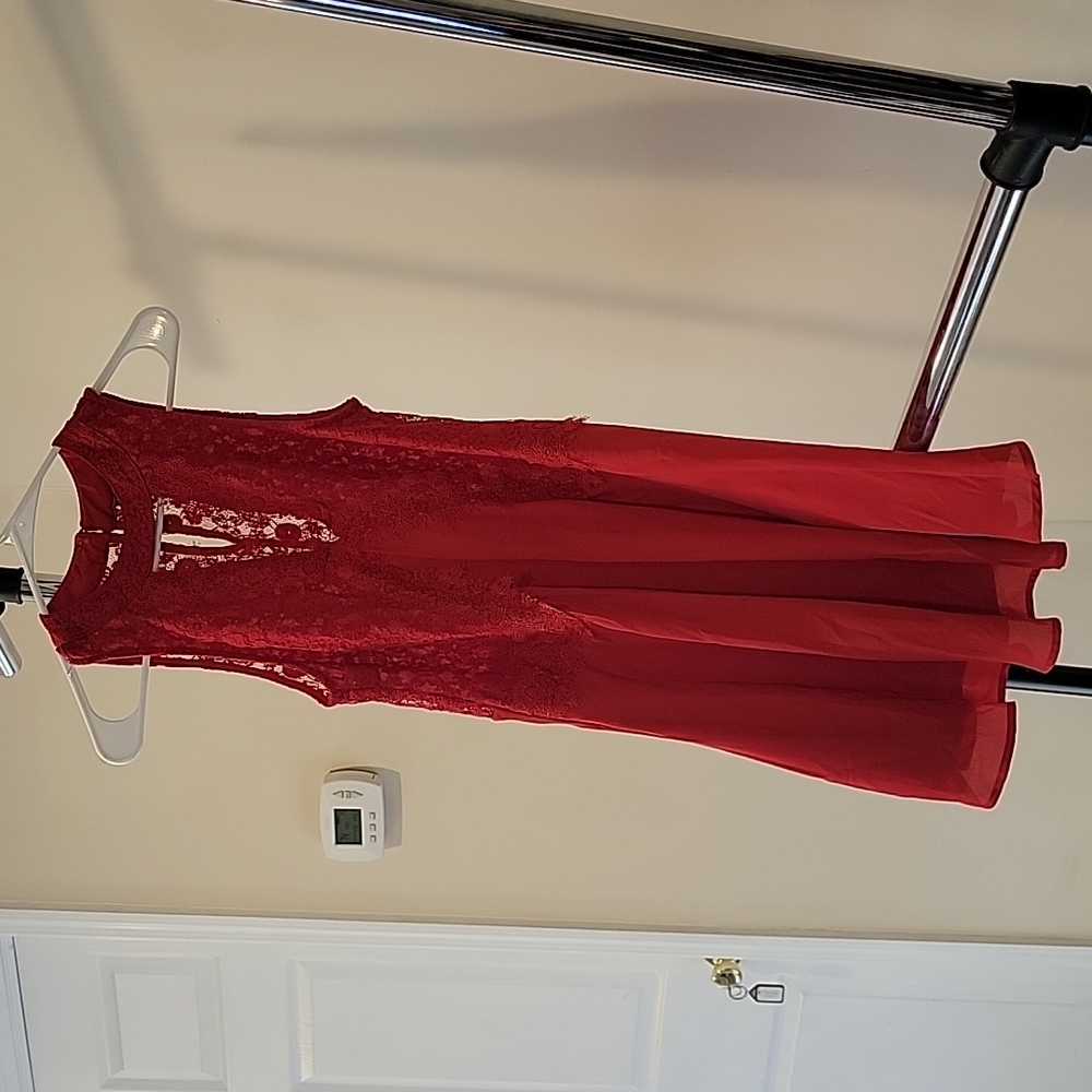 Red dress w.o tags